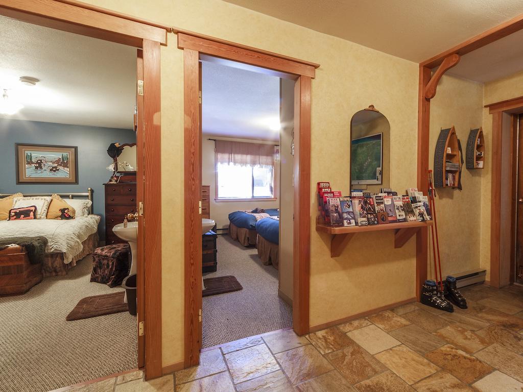 Golden Dreams B&B Whistler Bilik gambar